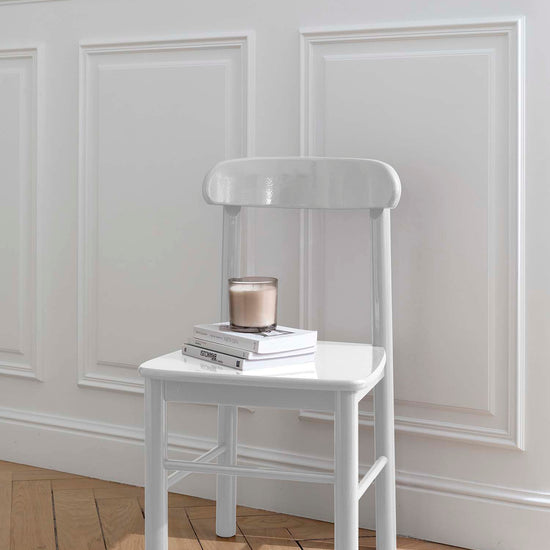 Ambiance - peinture-meuble-signe-brillante-blanc-moderniste