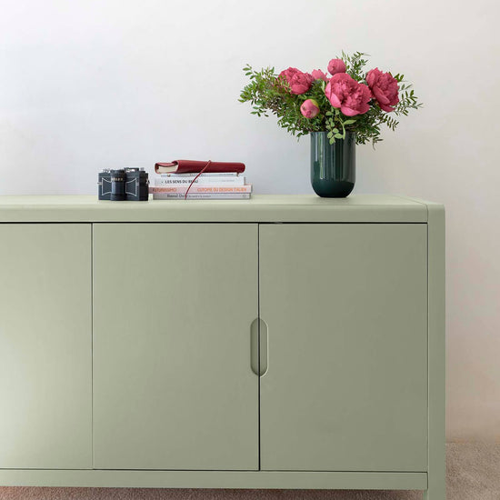 Commode peinte à la peinture Meuble Signé teinte Jade Grisé aspect Velours Libéron