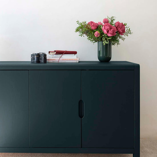 Commode peinte à la peinture Meuble Signé teinte Vert Abysses aspect Velours Libéron