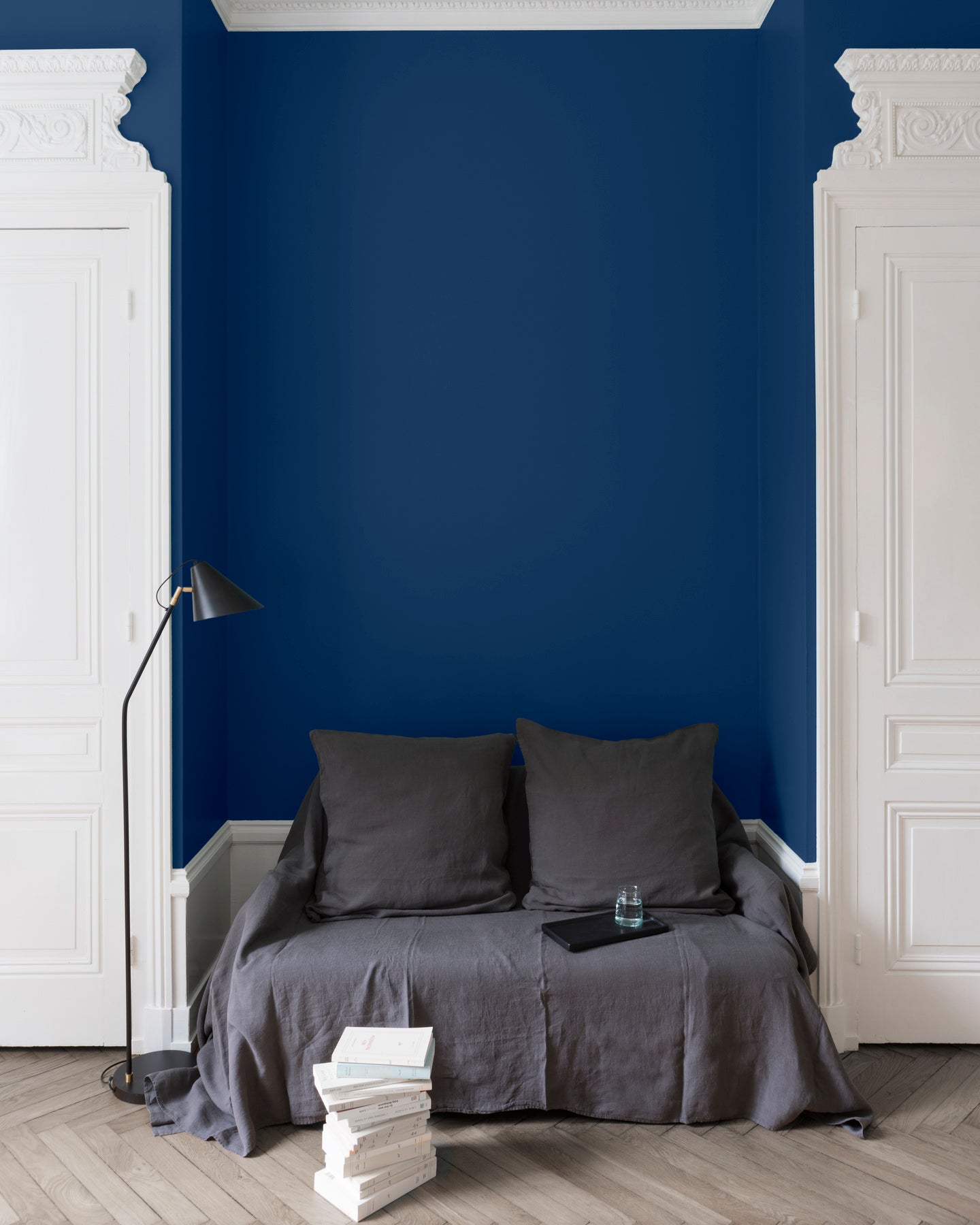 Ambiance - peinture-murs-velours-de-peinture-bleu-de-roy