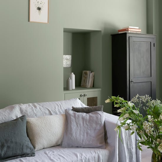Ambiance - peinture-murs-velours-de-peinture-vert-sauge