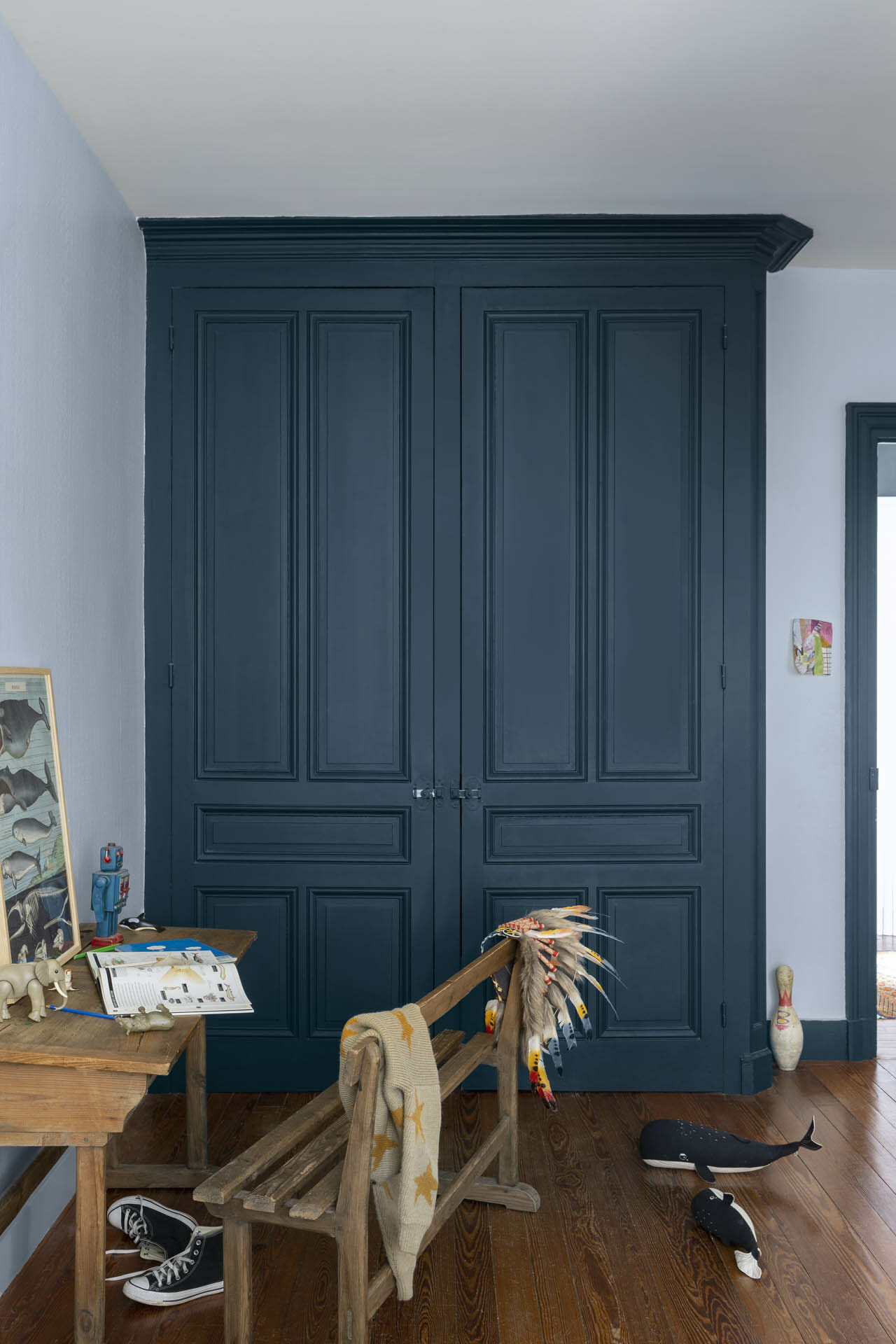 peinture-murale-velours-de-peinture-couleur-bleu-de-minuit-inspiration-1