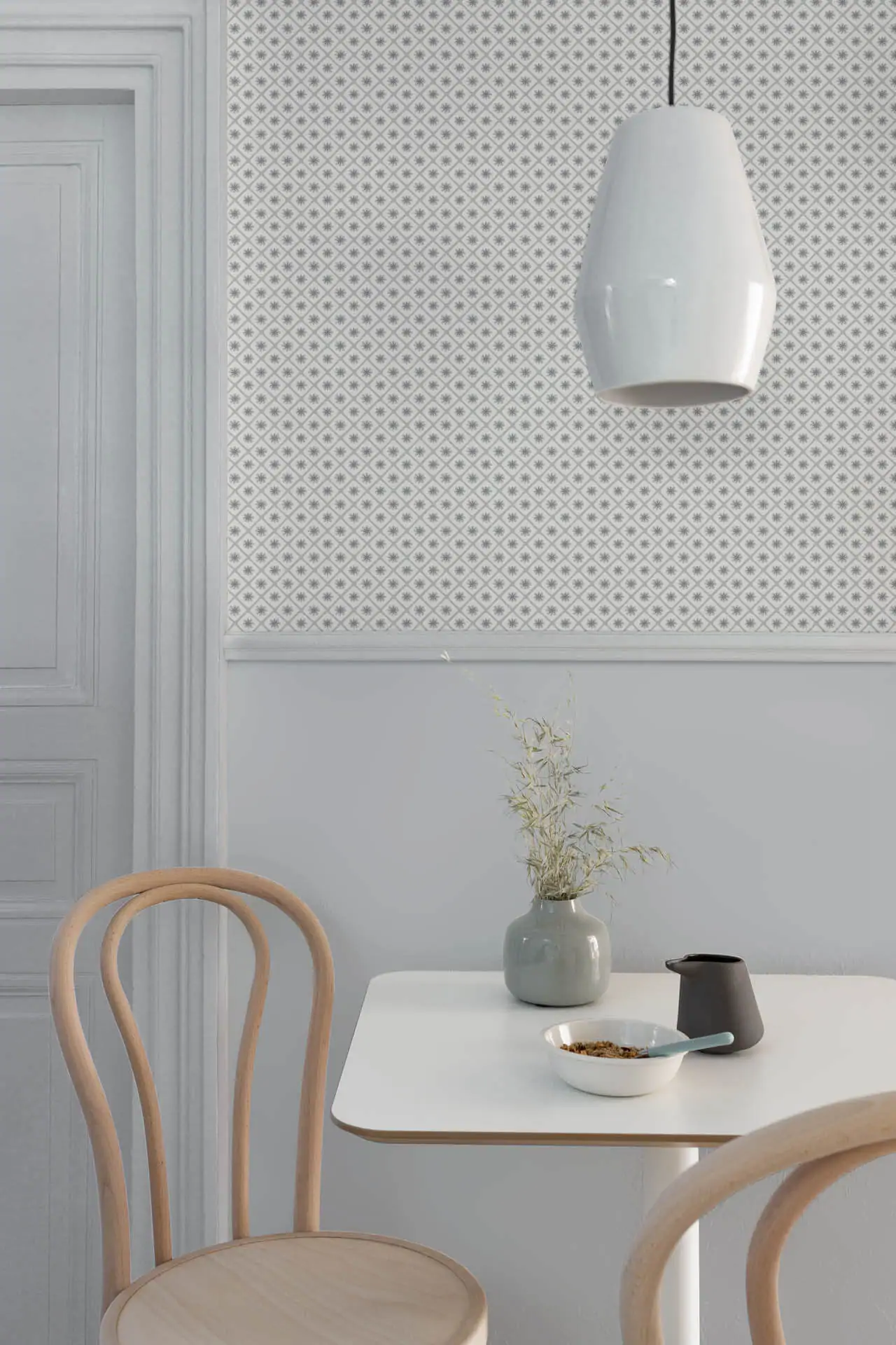 papier-peint-maitre-domino-1-photo-ambiance-2-liberon-velours-de-papier papier-peint-maitre-domino-1-photo-ambiance-2-liberon-velours-de-papier