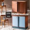 Libéron - Meuble Signé - Peinture Effet Velours - AvantApres - Bleu Céleste Deux visuels d'une commode avant avoir été peinte et après avoir été peinte avec la Peinture Velours Meuble Signé Libéron en couleur Bleu Céleste