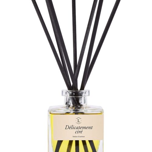 Parfum d'Intérieur </br><i>Délicatement ciré</i>